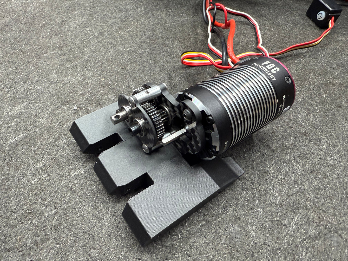 Skid to fit DLUX PORTAL transmission into Vanquish VRD