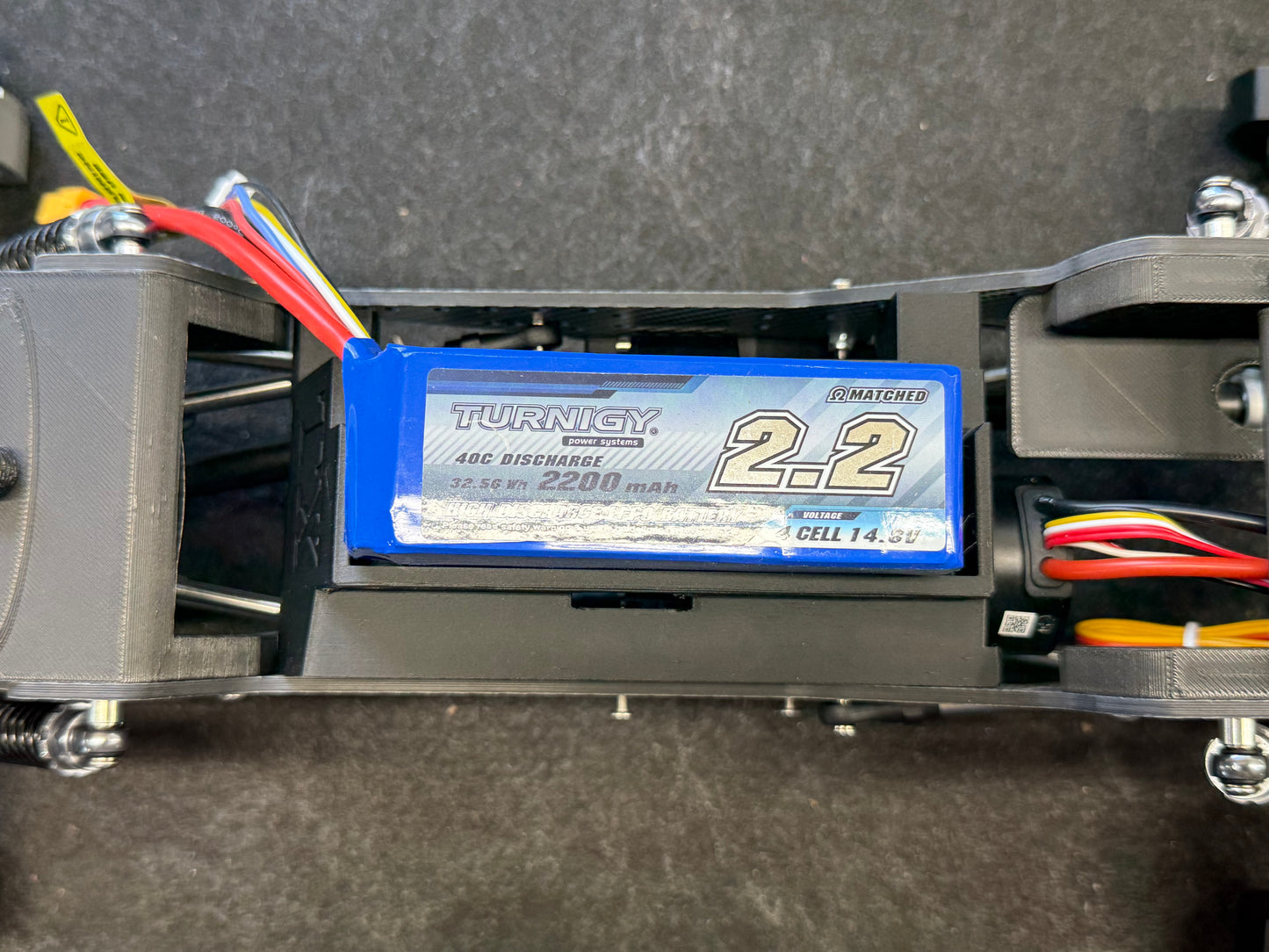 Trail X Longitudinal CENTER Battery mount for 2200 mah batteries